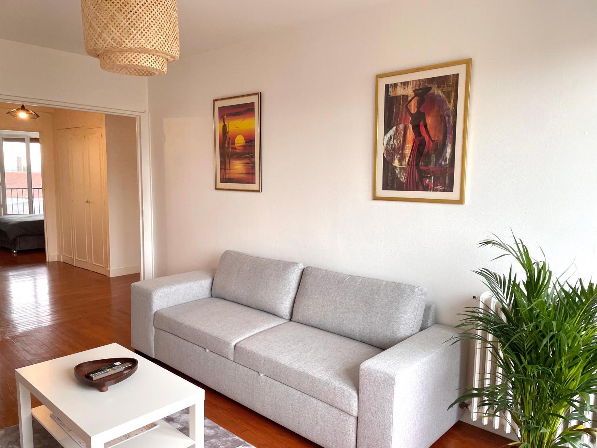 Appartement Confortable, Centre-Ville Troyes Exterior photo